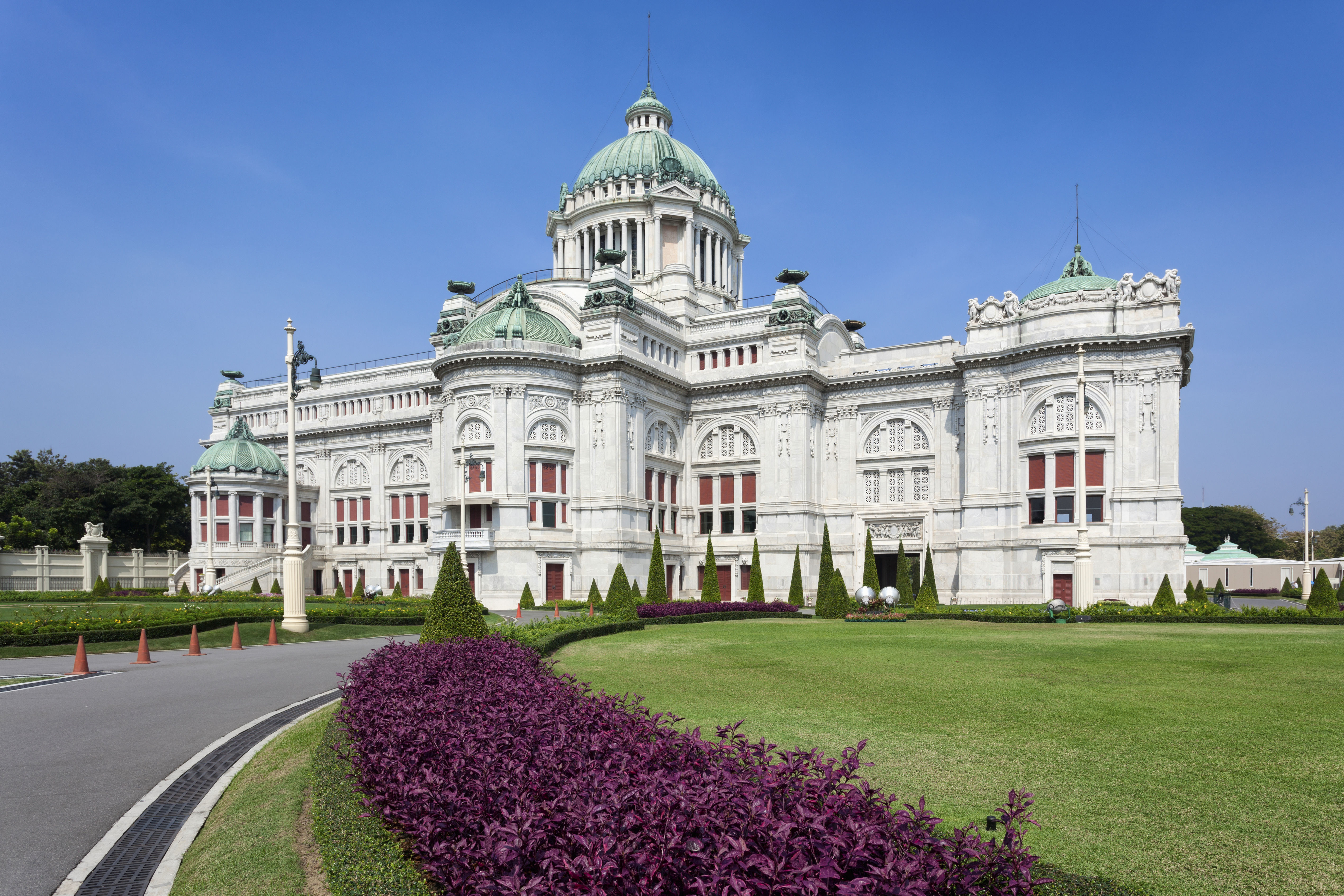 ドゥシット宮殿